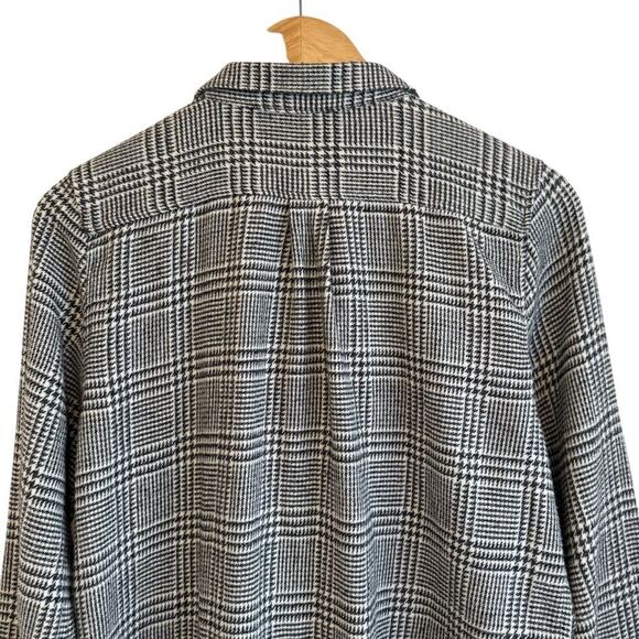 Woolrich Women's Grey and White Plaid Flannel Button-Down Shirt Size Medium - Picture 4 of 7